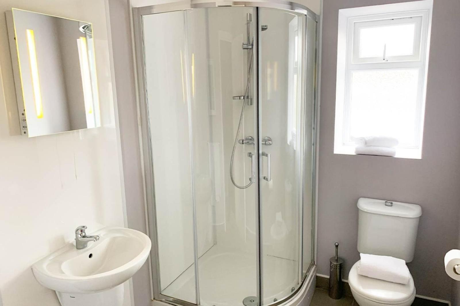 Rathlin Apartment - 2 Bedroom With Hot Tub Ballycastle Kültér fotó