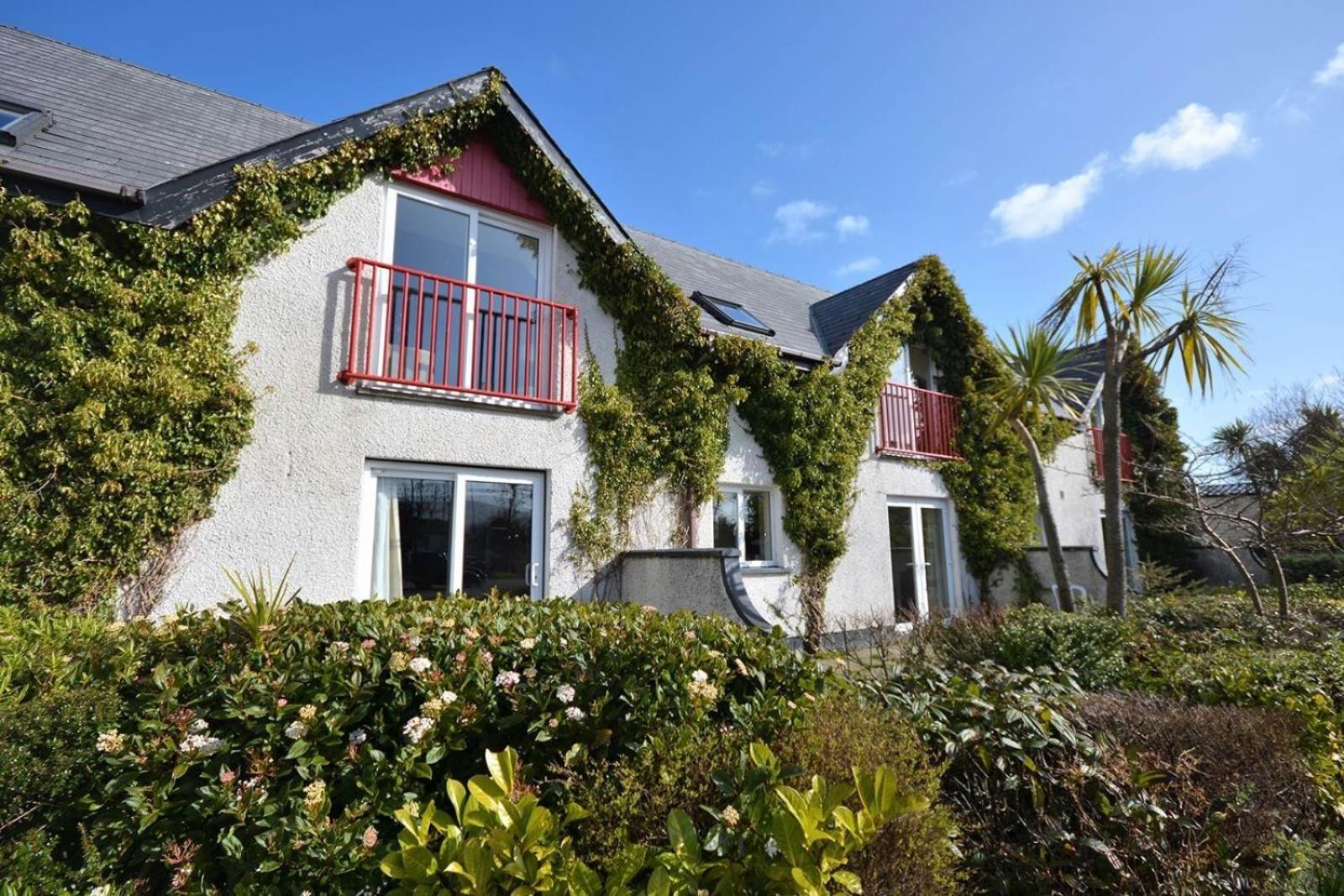 Rathlin Apartment - 2 Bedroom With Hot Tub Ballycastle Kültér fotó